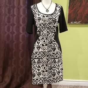 NWT Elbow Sleeve Aztec Scuba Dress